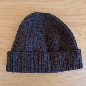 Universal Threads grey beanie